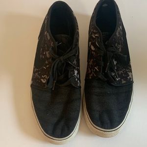 Nike Men's Toki Low CamoPrint Casual  Shoes